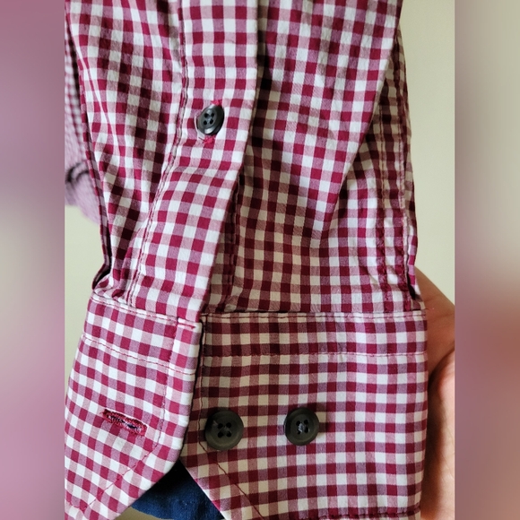Under Armour Fitted Maroon/Navy lining plaid long sleeve button down shirt sz L - Picture 4 of 6
